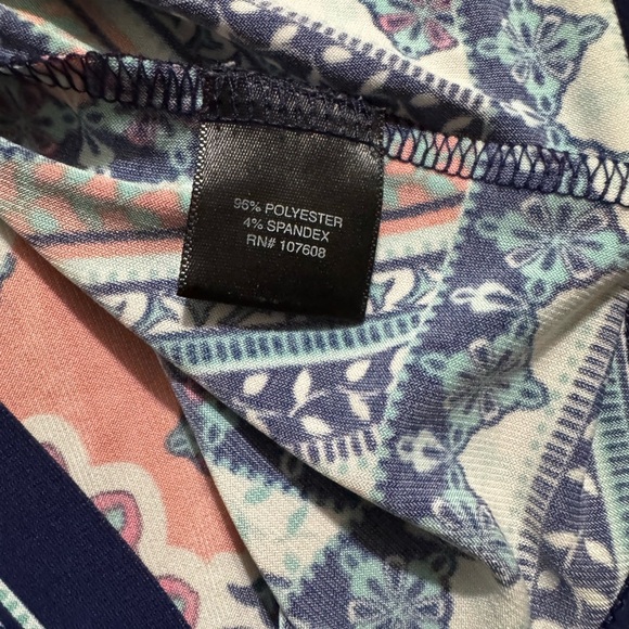 💜Very cool for those hot days 💜Liz Claiborne Coral and Navy Patterned Dress - Picture 6 of 6